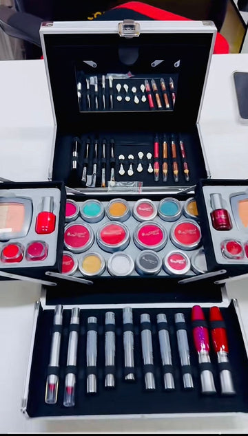 بوكس العروسة الفاخر – مجموعة مكياج متكاملة واحترافية